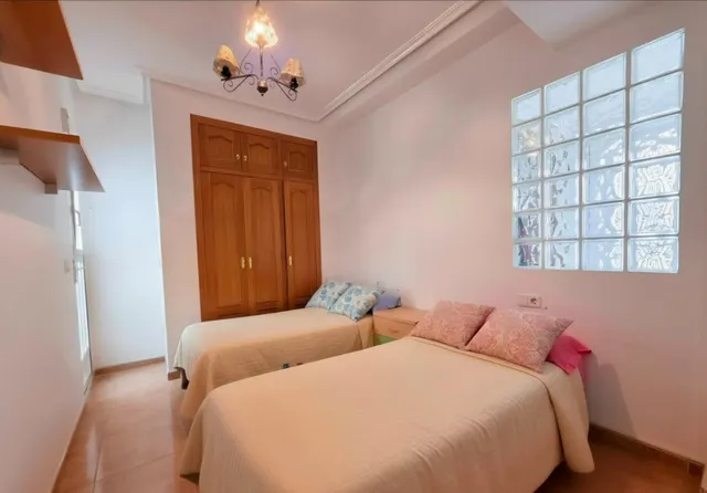 Se vende planta baja con 4 dormitorios y 3 baños en Cartagena junto al Parque de la Rosa — 17