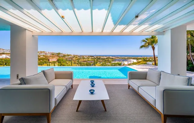 Chalet 6 habitaciones 900m² en venta - Costa del Sol - foto 5