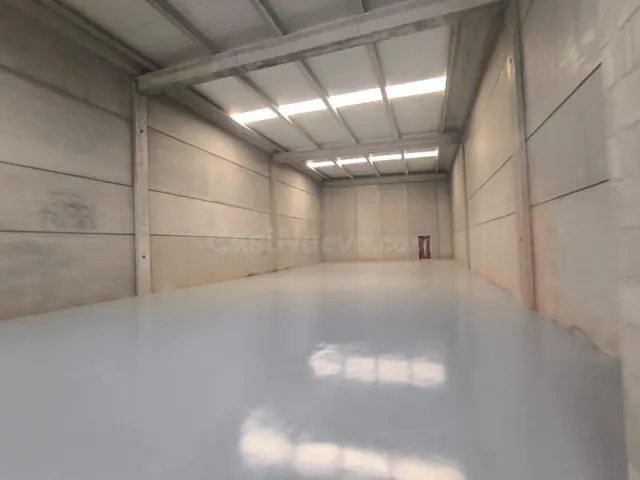 NAVE EN ALQUILER — 3