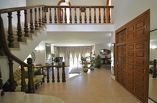 Chalet independiente en venta en Las Lomas de Mijas con vist - foto 2