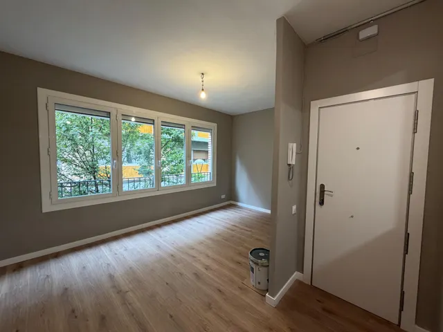 Piso reformado de 3 habitaciones con patio en Gràcia — 44