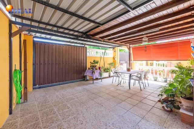 CHALET CON DOS VIVIENDAS ESPECTACULARES E INDEPENDIENTES EN EL VENTORRILLO — 45
