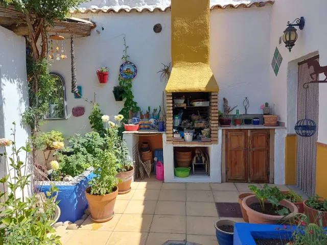 Casa Cueva de 2 Plantas, Vistas Impresionantes y un Apartame - foto 2