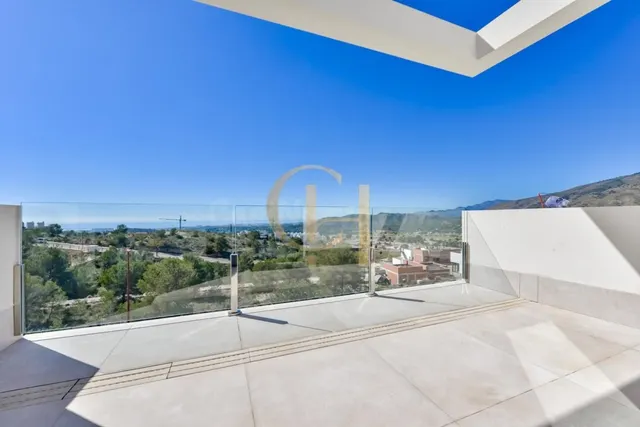 Moderna villa independiente con piscina privada y garaje — 22