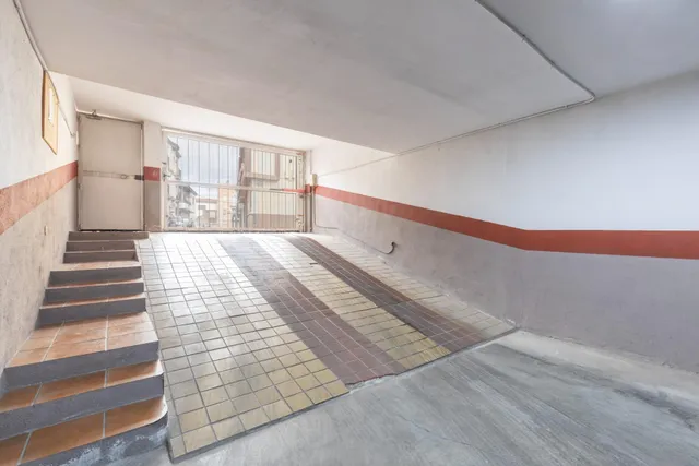 Plaza de aparcamiento de 25 m2 en Armilla (Granada) – acceso por calle málaga — 13