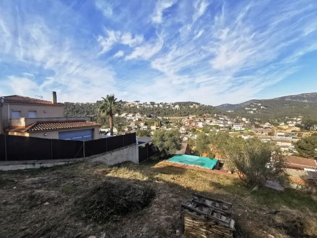 Soleado con magníficas vistas y zona de barbacoa con piscina — 9
