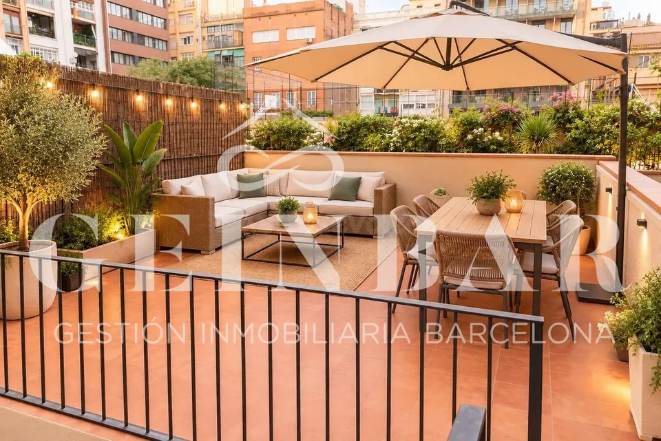 PISO CON TERRAZA DE 25 M2 Y SALA POLIVALENTE DE 21 M2 EN L’ANTIGA ESQUERRA DE L’EIXAMPLE