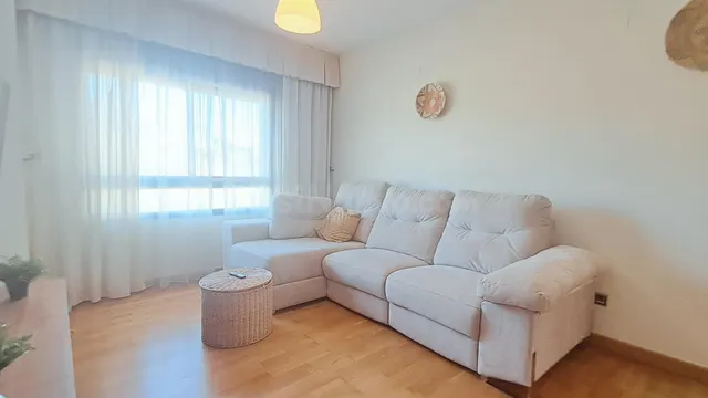LUZ, ESPACIO Y CALIDAD DE VIDA EN TEATINOS: PISO DE 3 DORMIT - foto 4