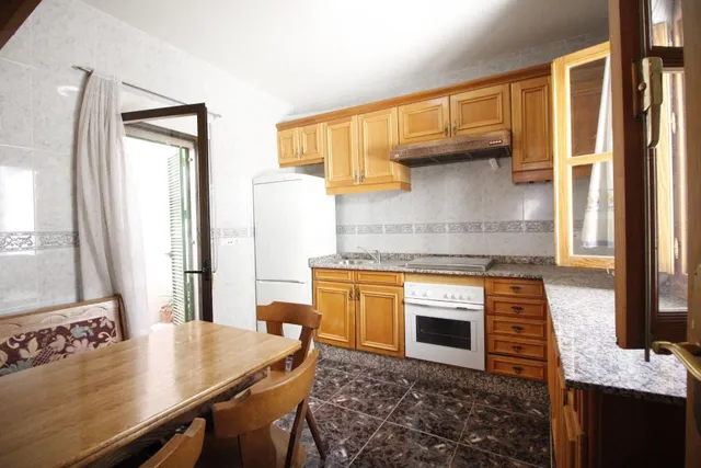 EXCELENTE CASA EN EL CENTRO DE BAZA!!!! — 25