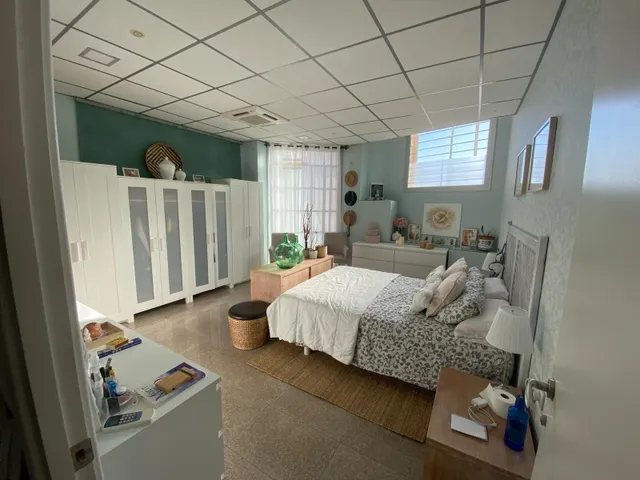 Local en Planta baja adaptado como vivienda con dos locales y superficie total 400m2 — 10
