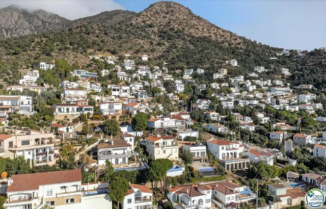 Se vende casa unifamiliar con vistas, en Roses, Mas Fumats - foto 3