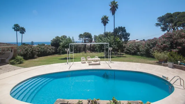 Chalet 4 habitaciones 340m² en venta - Costa Del Sol - foto 5