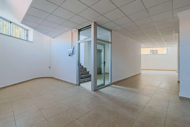 Local comercial 152m² en venta - Playa de los locos — 7
