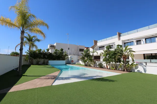 Ático 2 habitaciones 78m² en venta - Zona Pueblo - foto 4