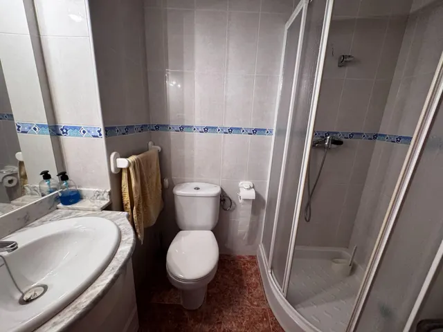 APARTAMENTO CON GRAN TERRAZA EN LA ZONA SUR — 12