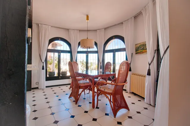 Villa 3 habitaciones 300m² en venta - Pla del mar — 29