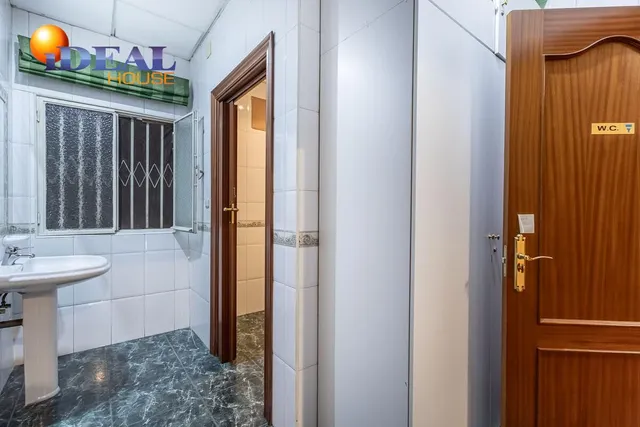 Local comercial en Pajaritos. — 13