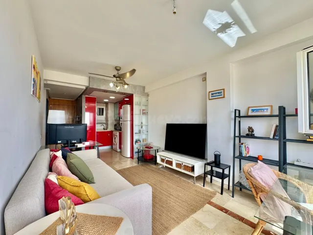 APARTAMENTO DE 2 DORMITORIOS CON VISTAS MARAVILLOSOS DEL MAR - foto 5
