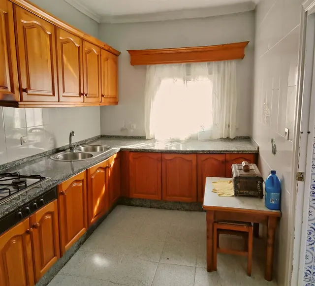 SE VENDE CASA EN EL CENTRO DE PUERTO REAL - foto 2
