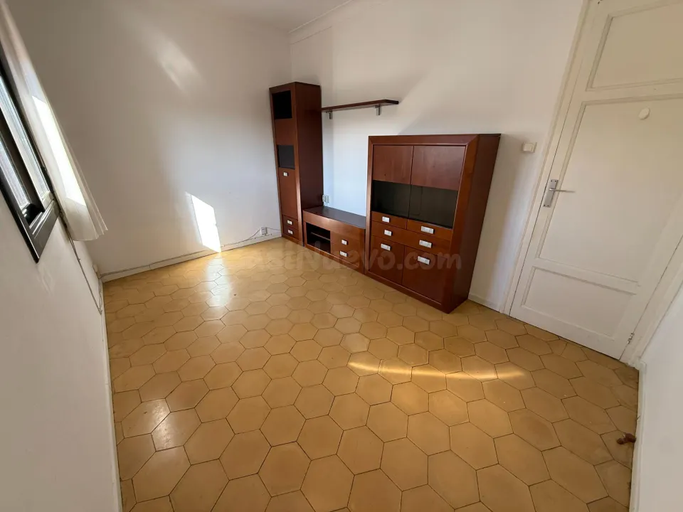 Último piso de una habitación con Ascensor
