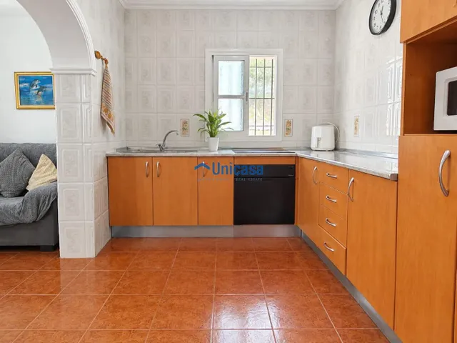 CHALET INDEPENDIENTE · 2 VIVIENDAS · PARCELA DE 422 M2 — 26