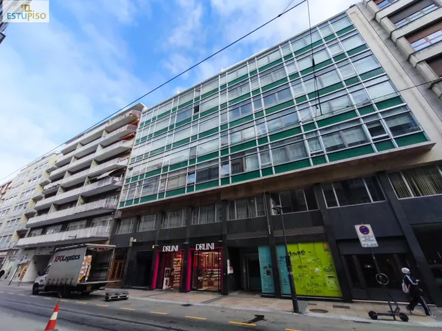 ¡5 habitaciones Y 2 BAÑOS EN PLENO CENTRO! 144 m2 EN CALLE GENERAL ÁLAVA — 15