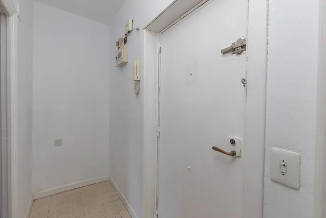 VENTA DE PISO EN EL BARRIO DE CASERIO DE MONTIJO DE 3 DORMITORIOS CON POSIBILIDAD DE 4 DORMITORIOS EN EDIFICIO CON ASCENSOR — 27