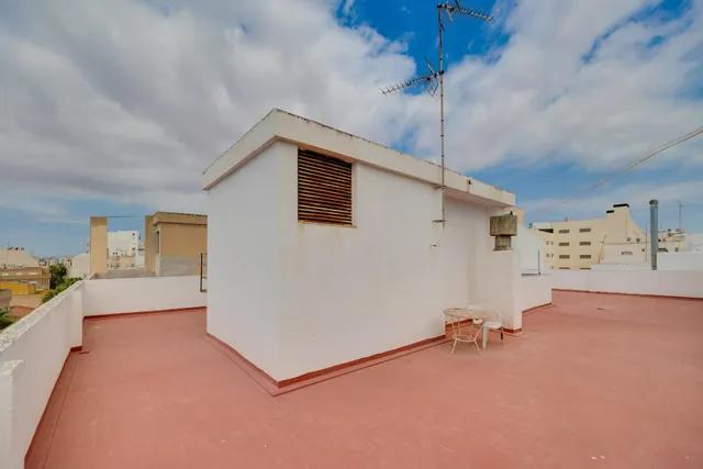 APARTAMENTO DE 3 DORMITORIOS 1 BAÑO 1 ASEO EN TORREVIEJA (PLAYA DEL CURA) — 32