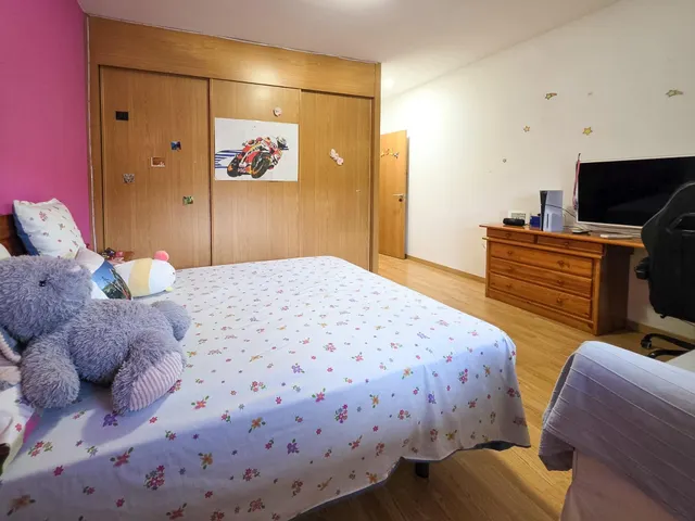 Precioso chalet adosado de 4 dormitorios con piscina privada y garaje en Carranque — 44