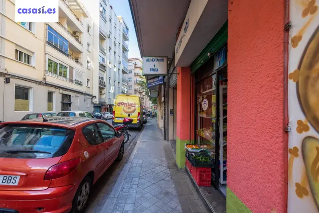 OPORTUNIDAD DE NEGOCIO JUNTO A CALLE RECOGIDAS. — 11