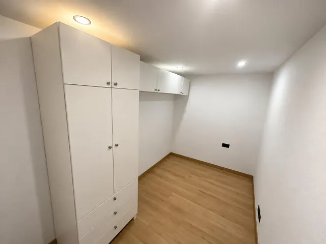 Piso Reformado en la Marina del Port - ¡Tu Nuevo Hogar te Espera! — 13