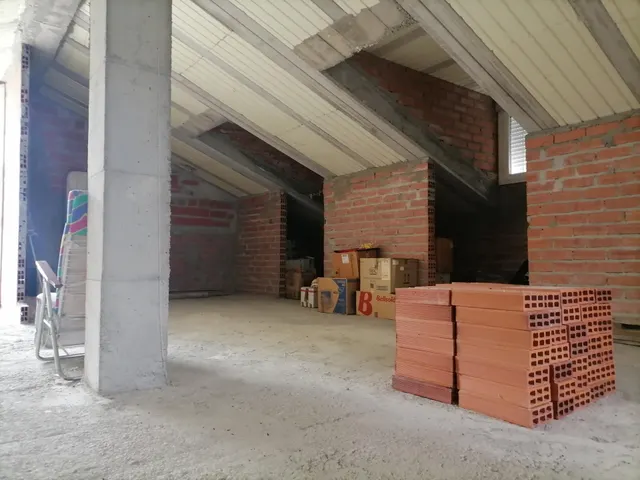 OPORTUNIDAD CHALET EN CONSTUCCION EN VILLAFRANCA DEL BIERZO — 20