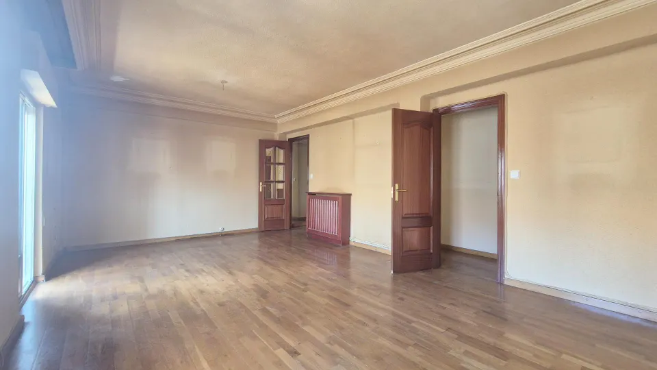 Urbis te ofrece un piso en venta en zona Garrido Sur, Salamanca.