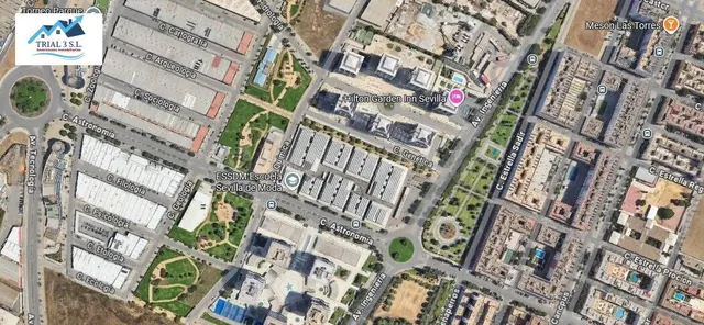 Venta Garaje en Sevilla - foto 2