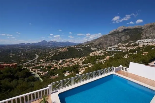 Espectacular villa en Altea hills. 4d.5b.2salones.295m2 — 5