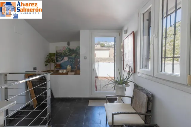 ¡CASA CON ENCANTO Y VISTAS EN PLENA PLAZA DE SANTO DOMINGO... EN EL EMBLEMÁTICO BARRIO DEL REALEJO! — 24