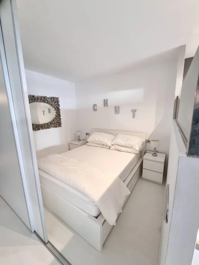 Impresionante Apartamento de Diseño Alquiler Temporada hasta 8 meses Paseo Marítimo primera línea de mar — 39