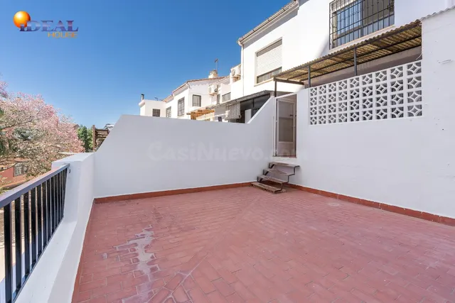 CASA ADOSADA EN MOTRIL - foto 5