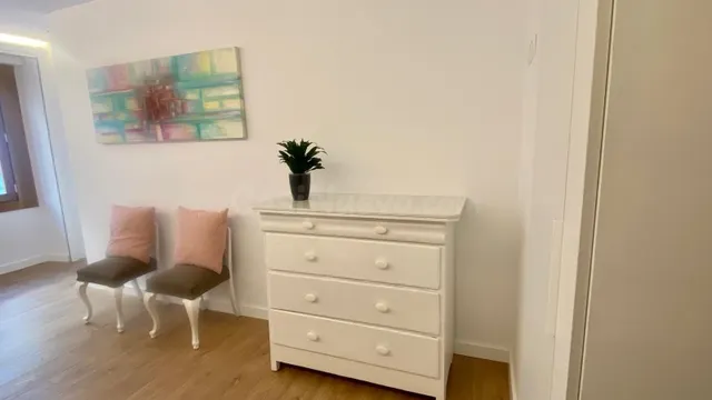 Piso 3 habitaciones 144m² en alquiler - El Mercat — 25