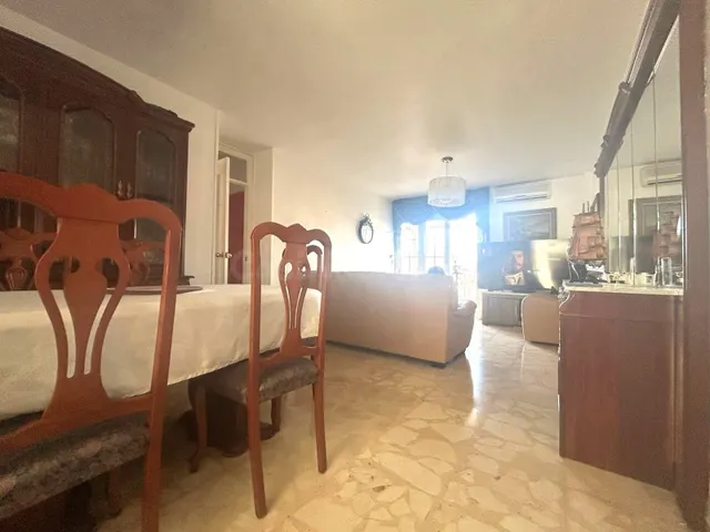 ¡Amplio y luminoso! Gran piso de 4 dormitorios en pleno Bule - foto 5