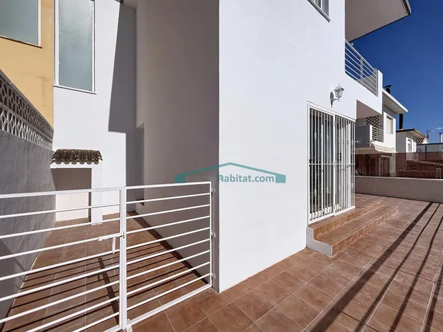 Chalet en zona residencial tranquila de La Nucía con vistas al mar — 11