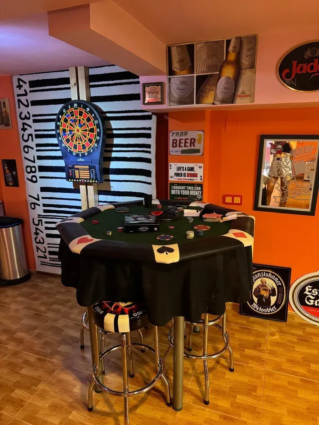 Chalet pareado en la alcaina | 4 dormitorios, jardín, garaje y sótano acondicionado — 45