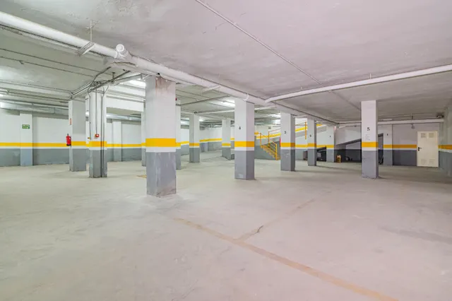 ¡¡¡OPORTUNIDAD DE INVERSIÓN EN GRANADA!!! — 28