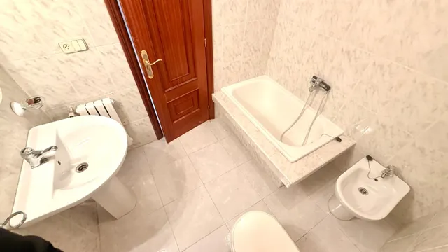 Piso de calidad en venta en el corazón de Maceda con Garaje. 140 m2 útiles. Entrar a vivir. — 23