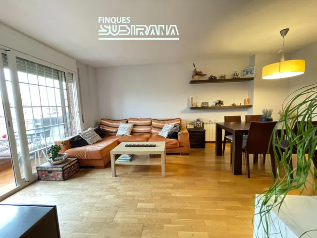 Lluminós pis de 3 habitacions a la zona de la Masuca, a Igualada. — 10