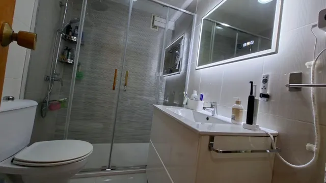 Bonito apartamento con vistas y piscina — 31