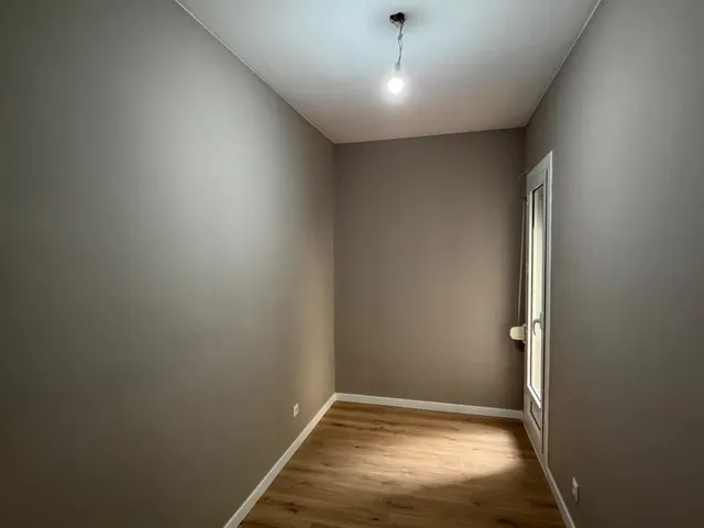 Piso reformado de 3 habitaciones con patio en Gràcia — 31