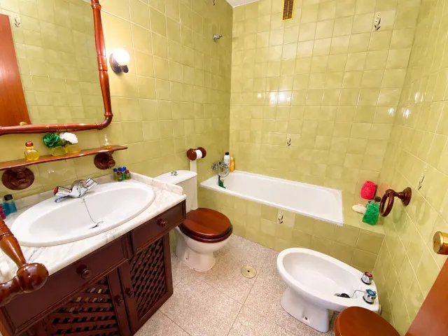 Amplio piso de 4 dormitorios con terraza en Calle San Antonio – Alcalá de los Gazules — 30