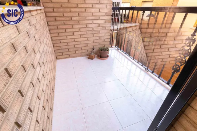 Se vende amplio piso en zona céntrica de Torrent — 7