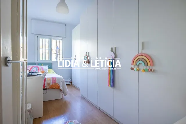PISO EN ALCALÁ DE GUADAÍRA ZONA CENTRO — 22
